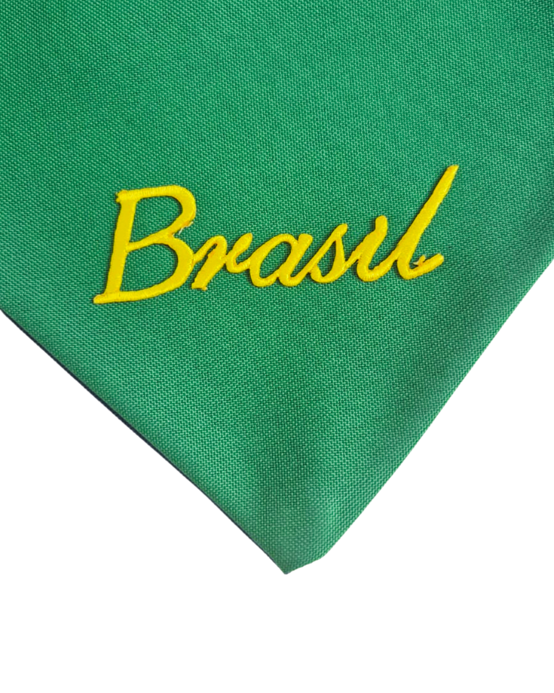 Bandana pet Brasil verde bordada modelo Verde Premium para cachorro e gato