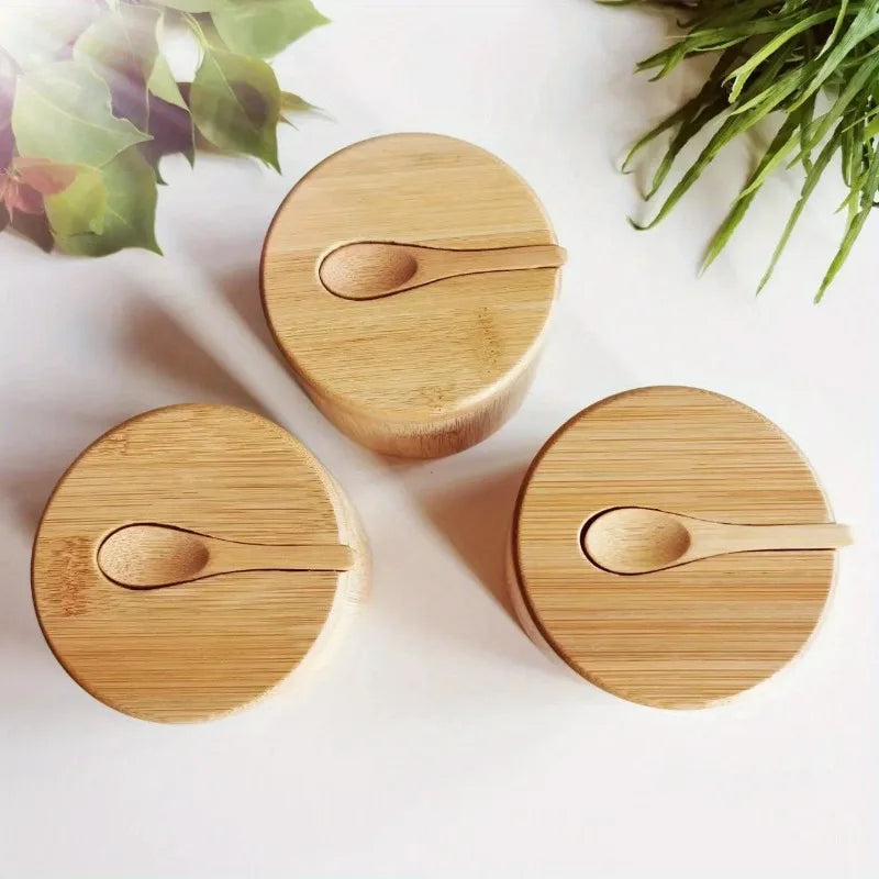 Cozinha -  Porta-Tempero de Bambu com Tampa Giratória e Colher – Natural, Ecológico e Prático