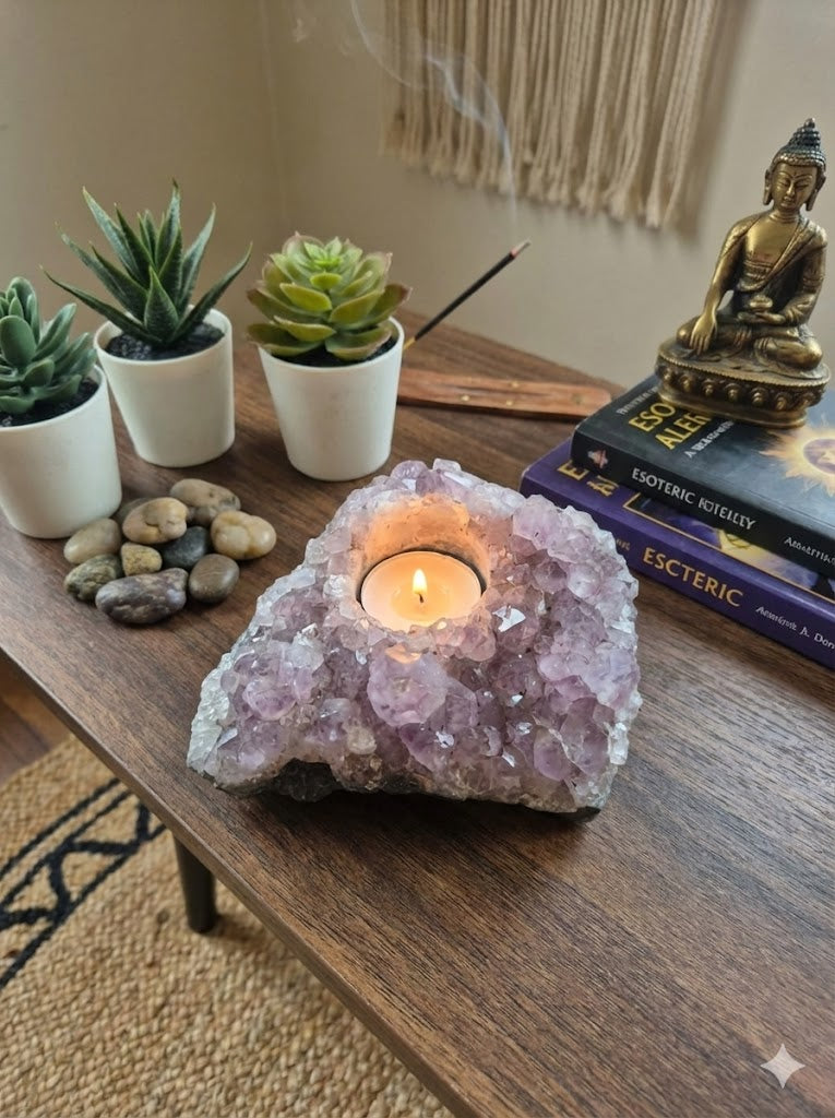 Porta-Vela de Ametista Bruta Natural – 1,49 kg – Cristais Autênticos, Energia e Decoração Zen – Peça Única Polida à Mão – Doca Express