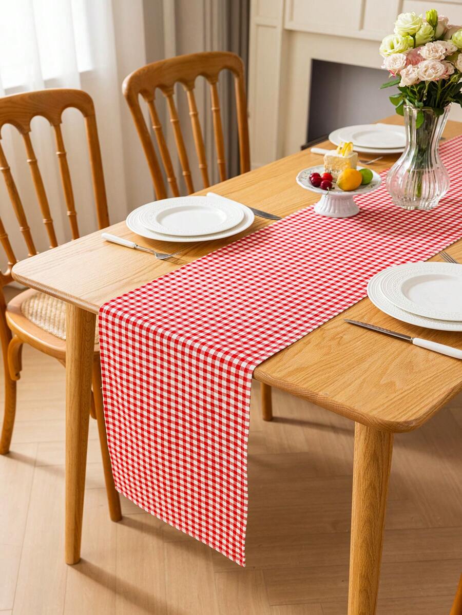 Trilho de Mesa Quadriculado - Design Clássico e Versátil